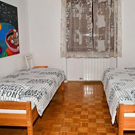 شقة Apartma Ika كوبر المظهر الخارجي الصورة