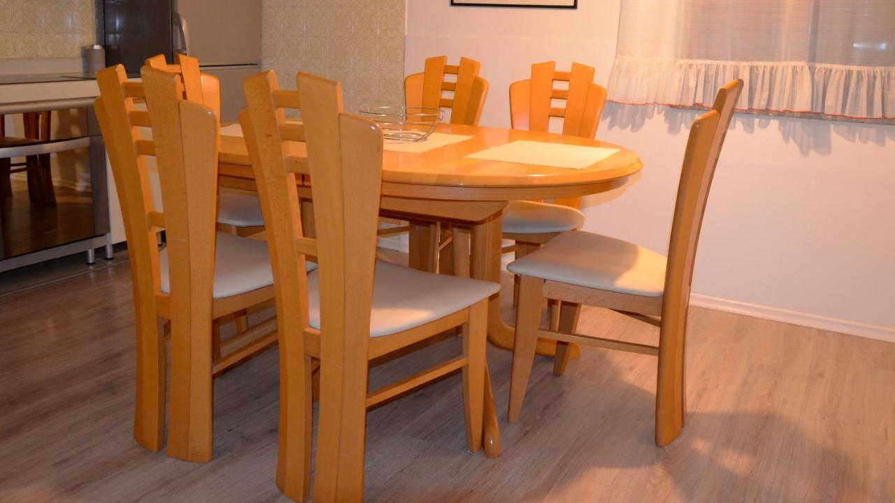 شقة Apartma Ika كوبر المظهر الخارجي الصورة