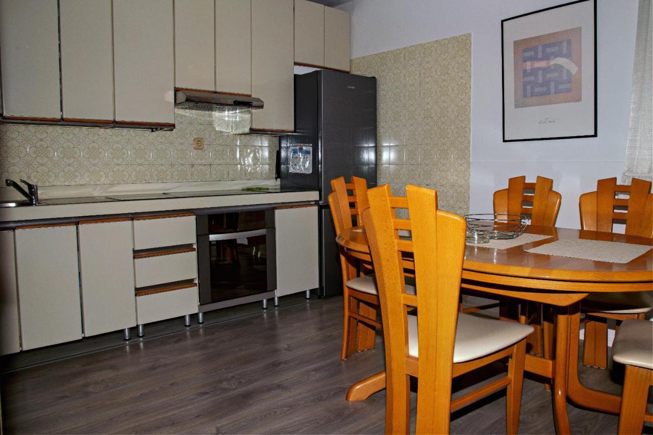 شقة Apartma Ika كوبر المظهر الخارجي الصورة